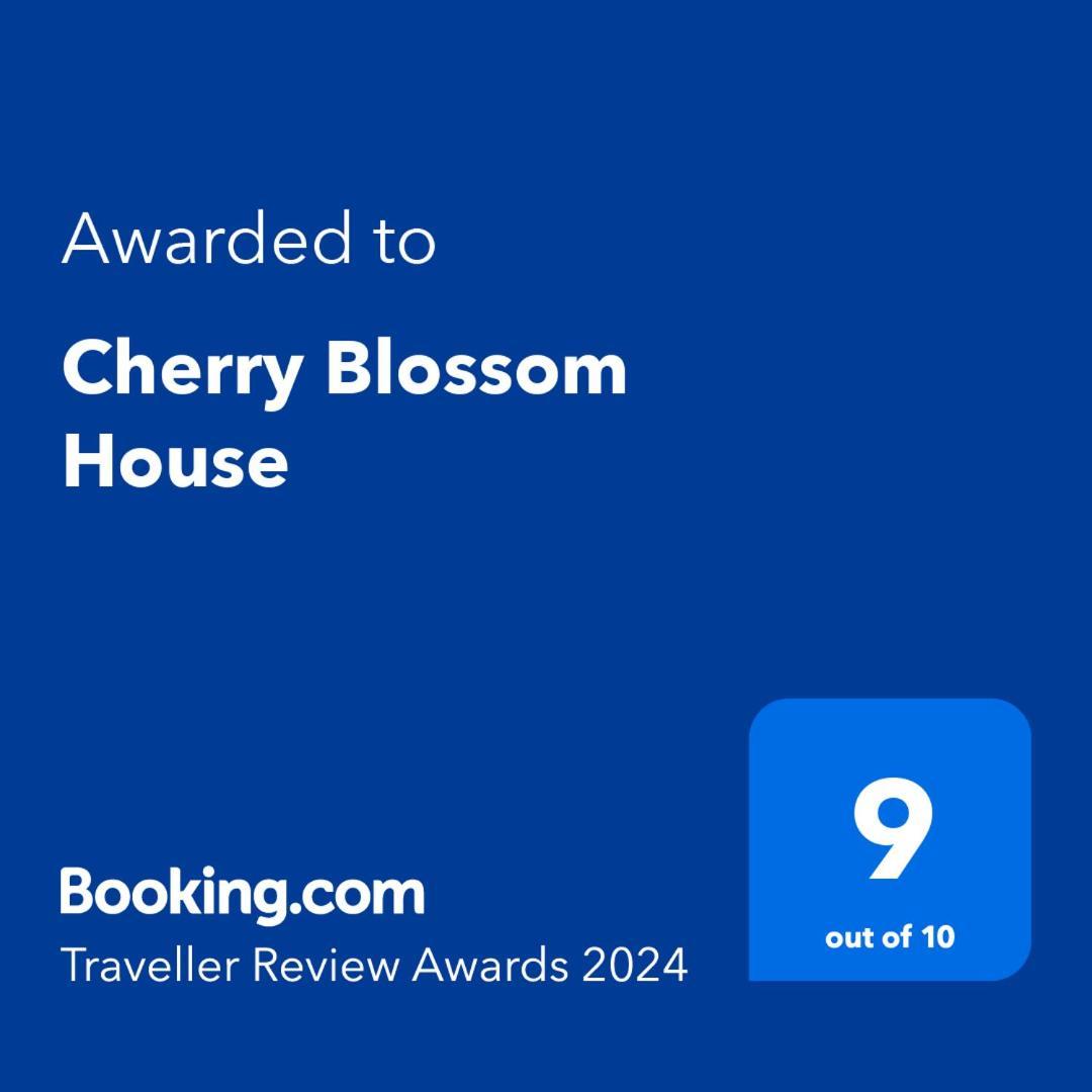 Cherry Blossom House Bujaleuf Экстерьер фото