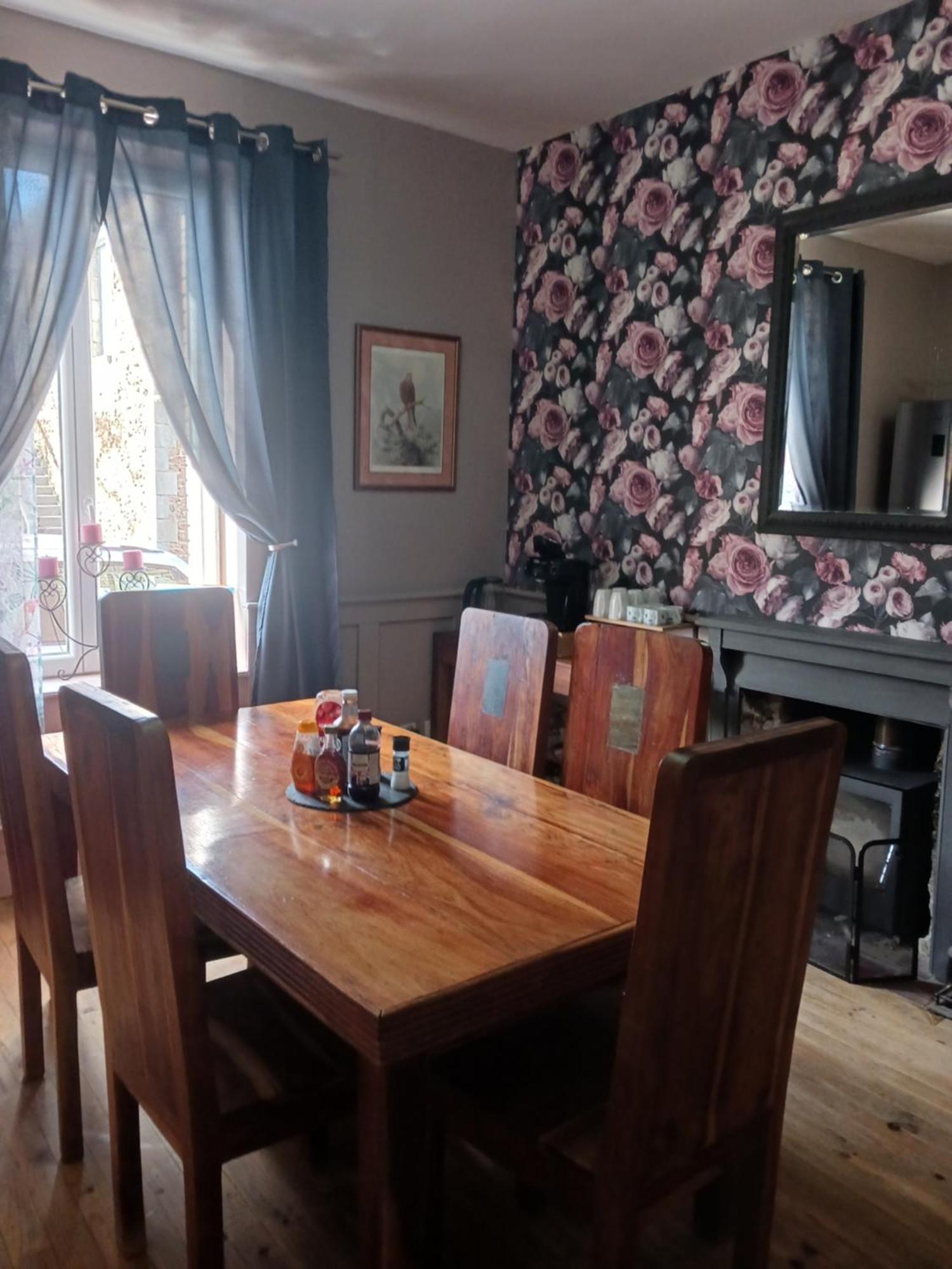 Cherry Blossom House Bujaleuf Экстерьер фото